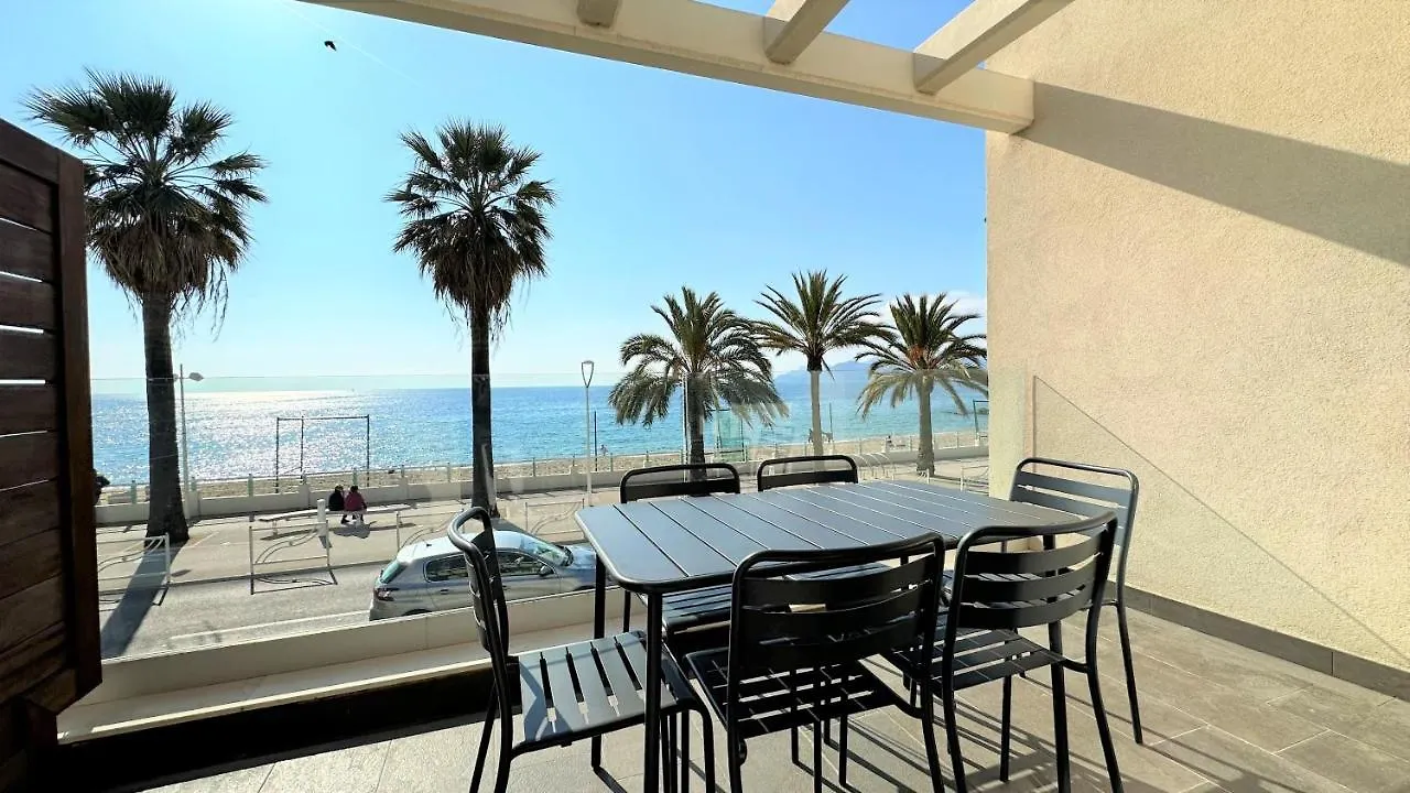 Le Midi 8 By Estates Cannes France