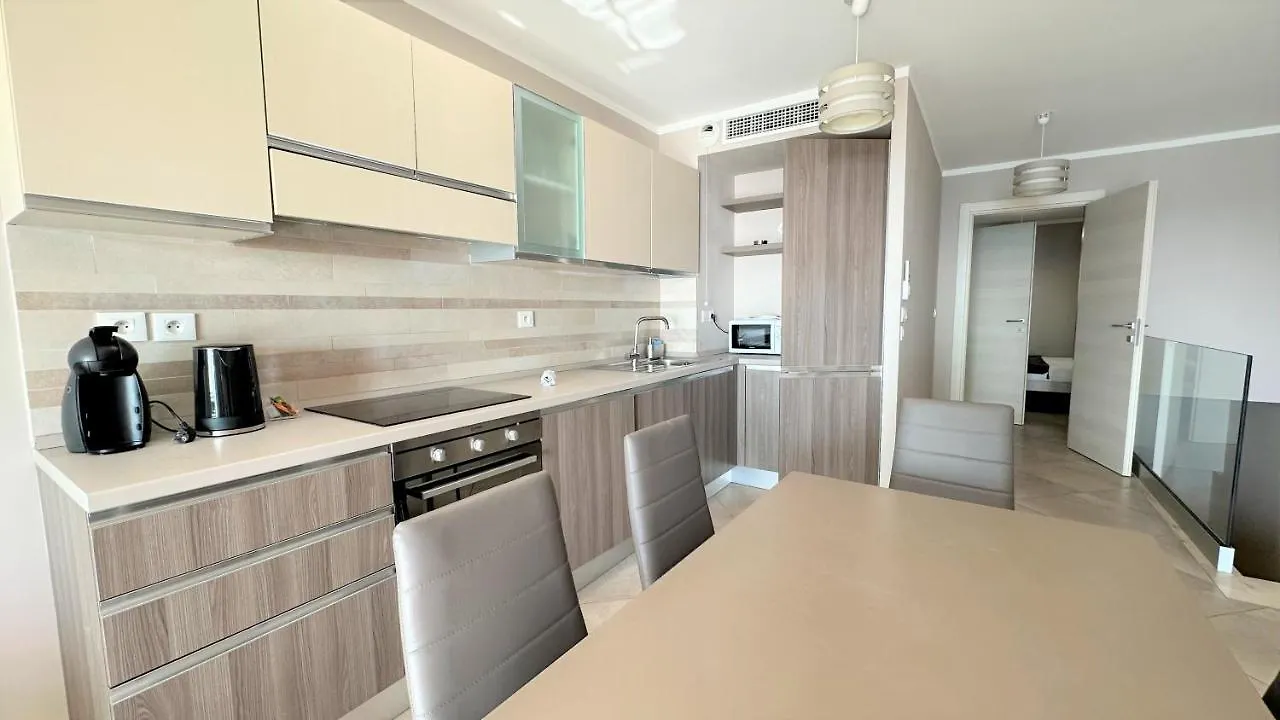 Apartment Le Midi 8 By Estates Cannes France