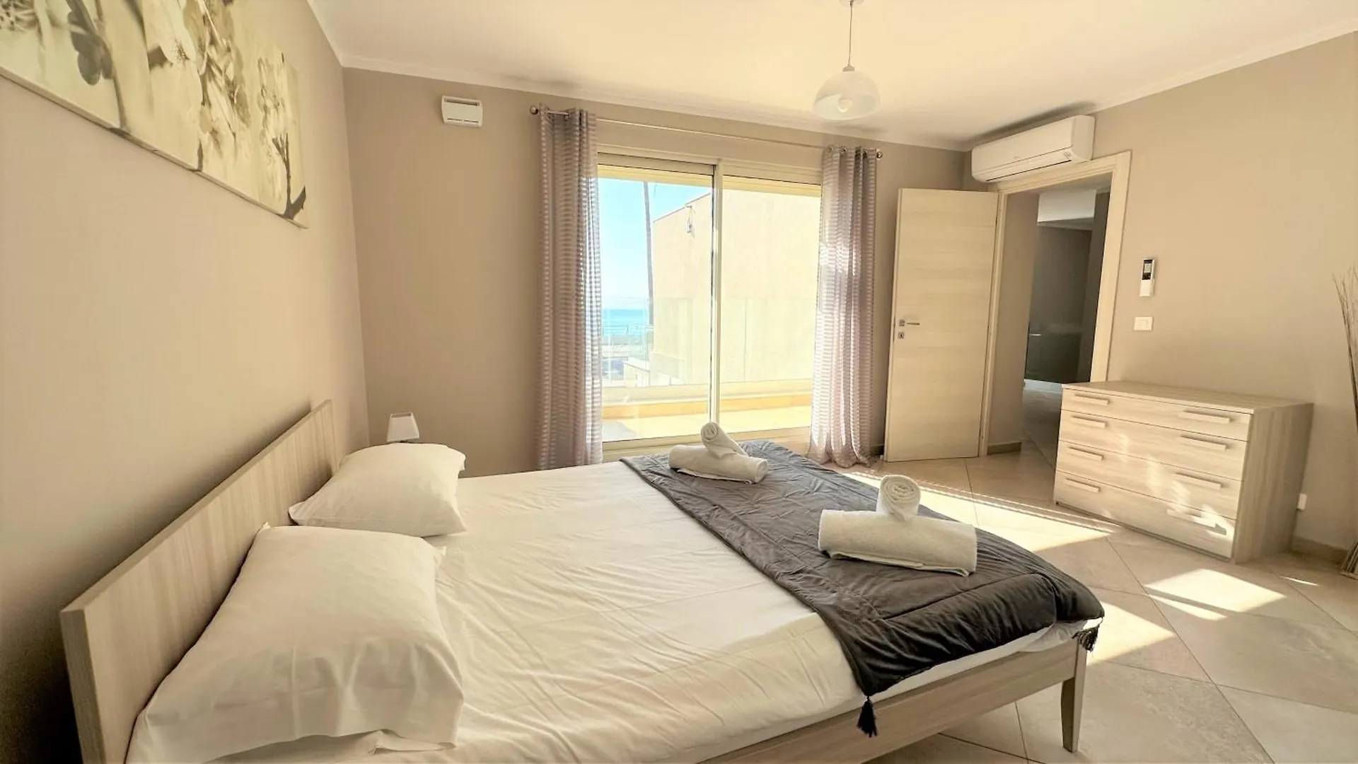 Le Midi 8 By Estates Cannes Apartment