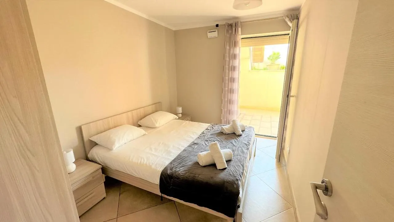 Le Midi 8 By Estates Cannes Apartman