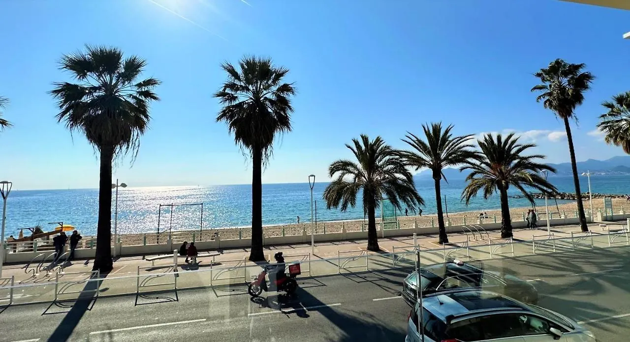 Le Midi 8 By Estates Cannes 0*,