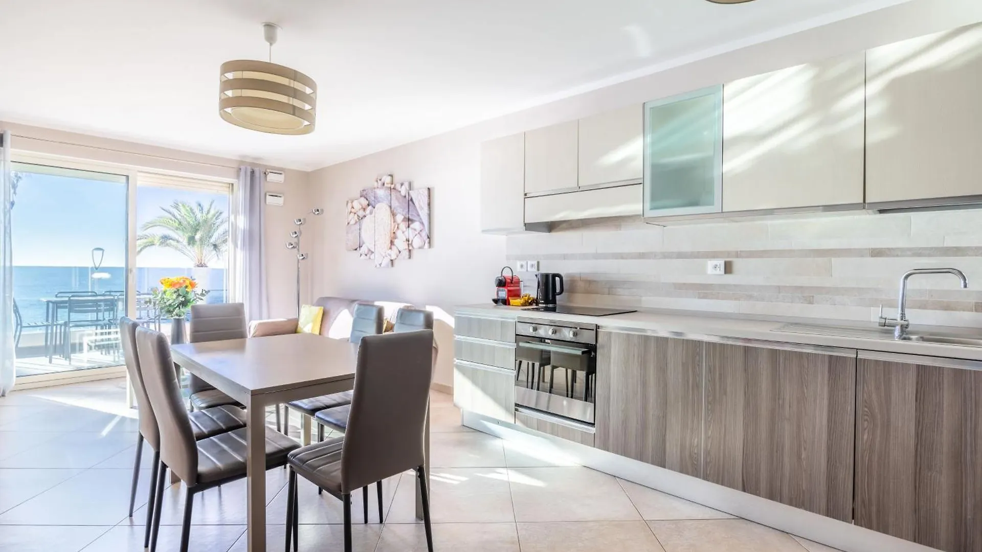 Apartman Le Midi 8 By Estates Cannes